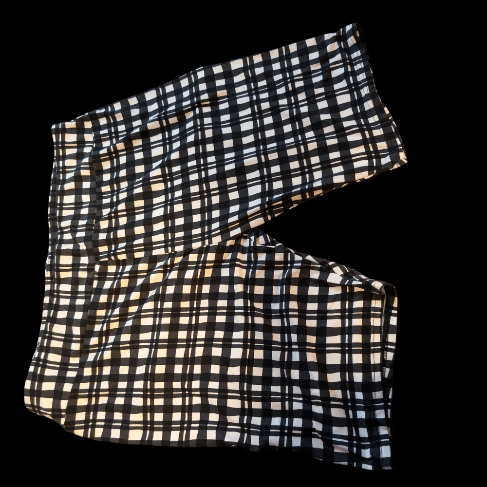 Sky Black and White Checkered Women's Shorts
